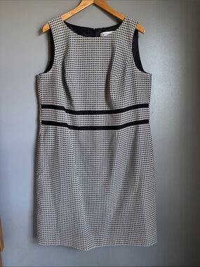 Kasper black & white geometric midi sheath dress * sz 16 W *